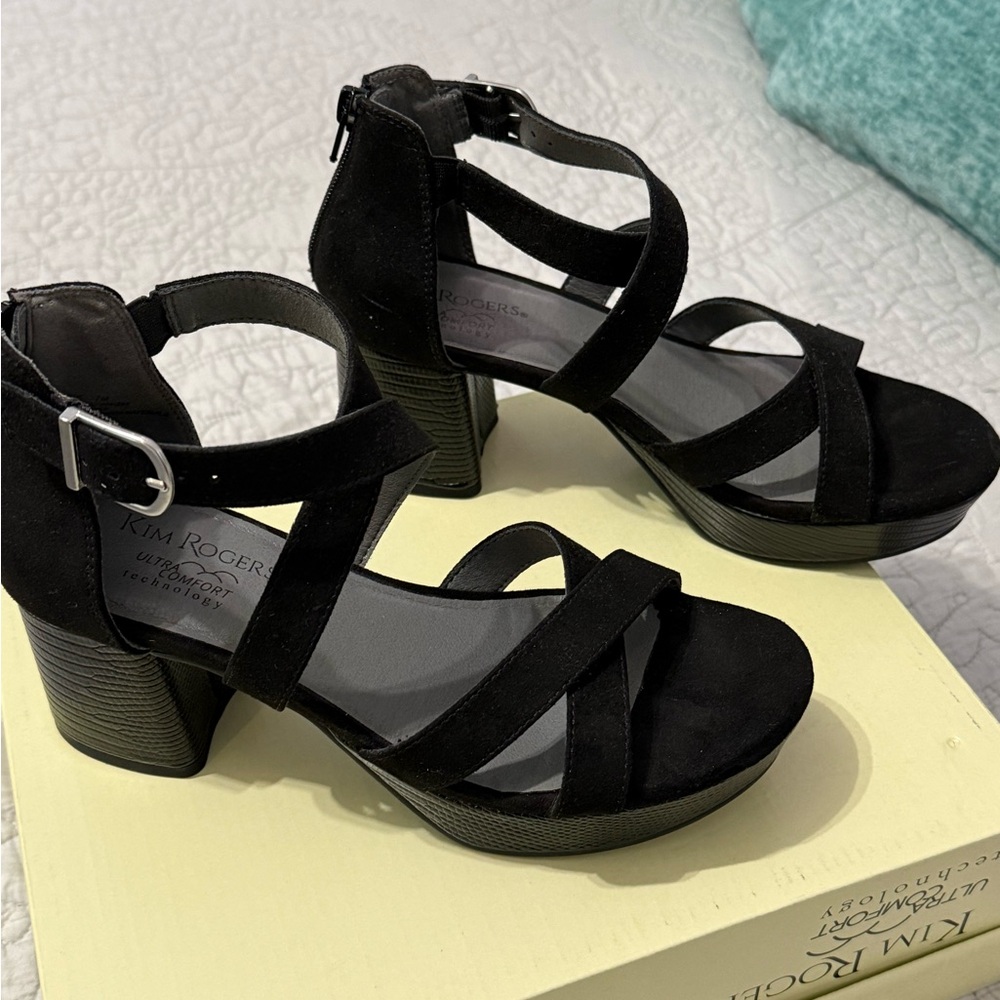 Kim Rogers Black Platform Heels 7M
